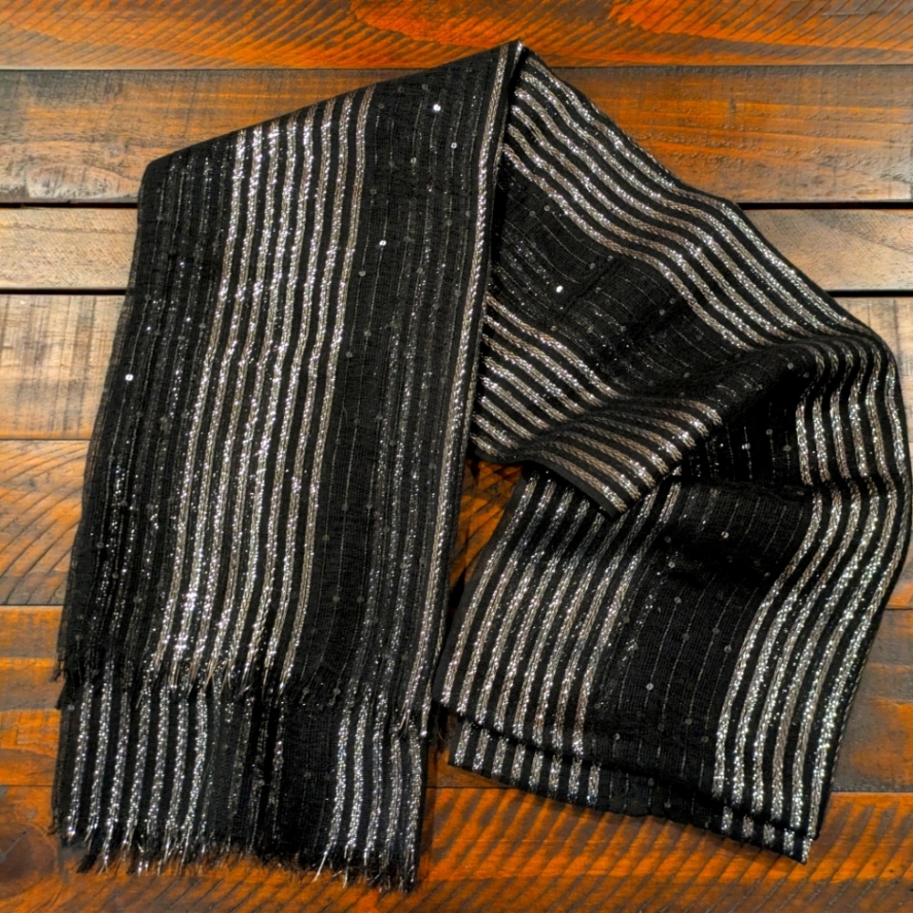 Bebe scarf/wrap